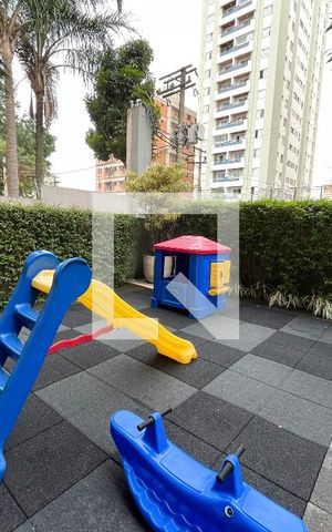 Apartamento à venda com 46m², 2 quartos e 1 vaga Apartamento à venda com 46m², 2 quartos e 1 vagaÁrea comum - Playground