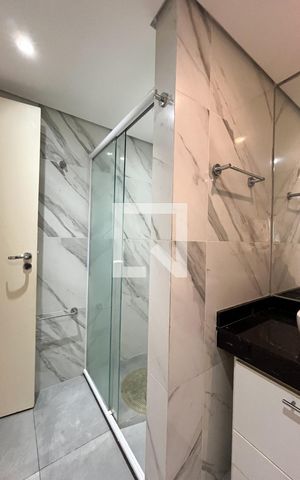 Apartamento à venda com 75m², 3 quartos e 1 vaga Apartamento à venda com 75m², 3 quartos e 1 vagaBanheiro