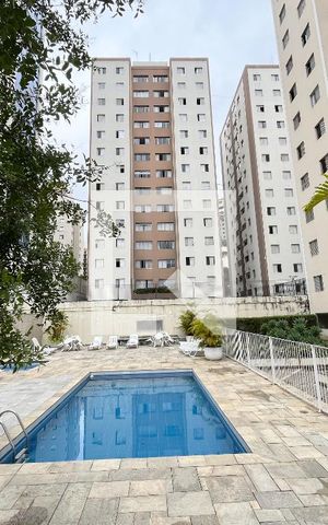 Apartamento à venda com 75m², 3 quartos e 1 vaga Apartamento à venda com 75m², 3 quartos e 1 vagaÁrea comum - Piscina