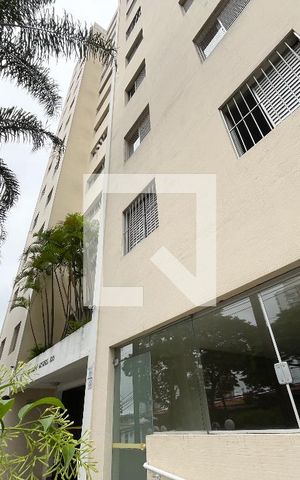 Apartamento à venda com 75m², 3 quartos e 1 vaga Apartamento à venda com 75m², 3 quartos e 1 vagaFachada