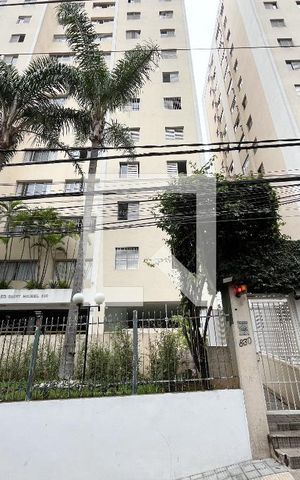 Apartamento à venda com 75m², 3 quartos e 1 vaga Apartamento à venda com 75m², 3 quartos e 1 vagaFachada