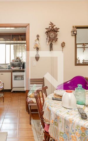 Apartamento à venda com 187m², 4 quartos e 3 vagas Apartamento à venda com 187m², 4 quartos e 3 vagasCopa