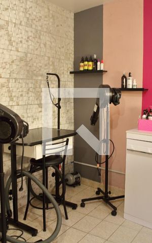 Casa à venda com 260m², 3 quartos e 2 vagasQuarto 2 Edicula /Serviço