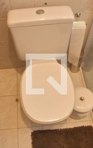 Casa à venda com 260m², 3 quartos e 2 vagasBanheiro 1 - Quartos
