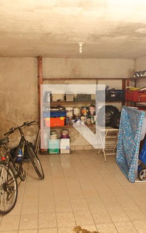Casa à venda com 260m², 3 quartos e 2 vagasPorão/Depósito