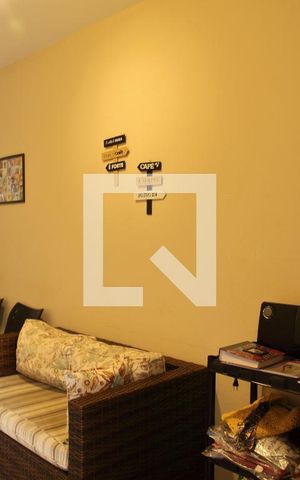 Casa à venda com 260m², 3 quartos e 2 vagasVaranda/ Quintal - Entrada