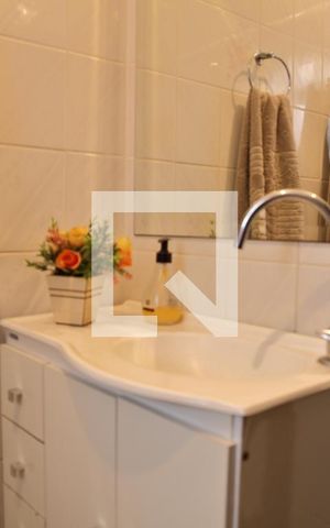 Casa à venda com 260m², 3 quartos e 2 vagasBanheiro 1 - Quartos