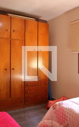 Casa à venda com 260m², 3 quartos e 2 vagasQuarto 2
