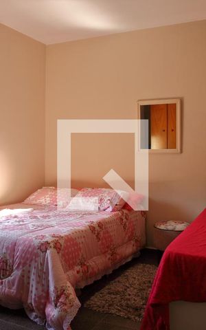 Casa à venda com 260m², 3 quartos e 2 vagasQuarto 2