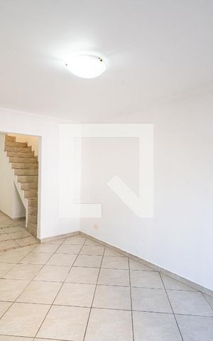 Casa à venda com 91m², 3 quartos e 2 vagasSala