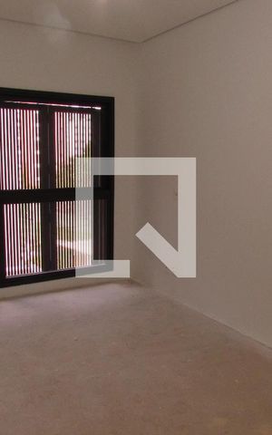 Casa de condomínio à venda com 523m², 4 quartos e 4 vagasSuíte 3