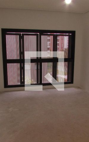 Casa de condomínio à venda com 523m², 4 quartos e 4 vagasSuíte 3