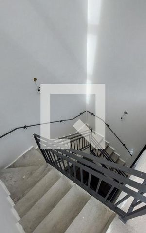 Casa à venda com 707m², 5 quartos e 6 vagasEscadas