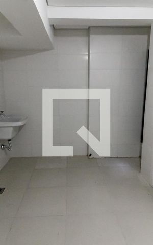 Casa de condomínio à venda com 548m², 4 quartos e 4 vagasÁrea de Serviço