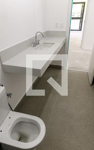 Casa de condomínio à venda com 548m², 4 quartos e 4 vagasBanheiro da Suíte 4 (Masc)