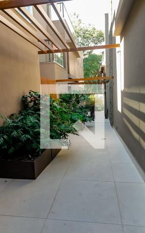 Casa de condomínio à venda com 548m², 4 quartos e 4 vagasÁrea comum