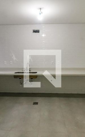 Casa de condomínio à venda com 548m², 4 quartos e 4 vagasCozinha