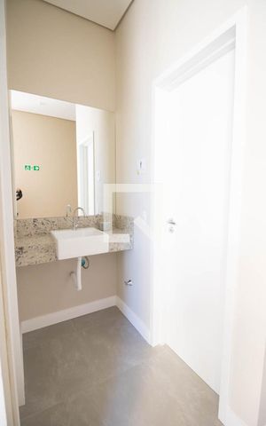 Apartamento à venda com 71m², 2 quartos e 2 vagas Apartamento à venda com 71m², 2 quartos e 2 vagasÁrea comum - Salão de festas