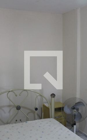 Casa à venda com 180m², 2 quartos e 2 vagasQuarto