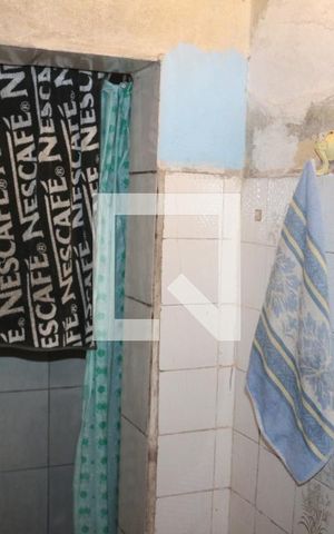 Casa à venda com 180m², 2 quartos e 2 vagasBanheiro 2