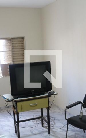 Casa à venda com 180m², 2 quartos e 2 vagasQuarto