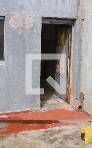 Casa à venda com 180m², 2 quartos e 2 vagasÁrea de Serviço