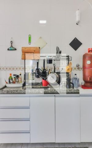 Apartamento à venda com 60m², 3 quartos e 1 vaga Apartamento à venda com 60m², 3 quartos e 1 vagaCozinha e Área de Serviço