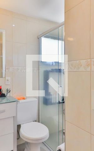 Apartamento à venda com 60m², 3 quartos e 1 vaga Apartamento à venda com 60m², 3 quartos e 1 vagaBanheiro