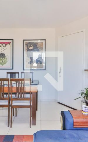 Apartamento à venda com 60m², 3 quartos e 1 vaga Apartamento à venda com 60m², 3 quartos e 1 vagaSala