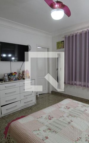 Casa à venda com 350m², 3 quartos e 3 vagasSuíte 2