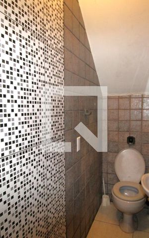 Casa à venda com 350m², 3 quartos e 3 vagasLavabo externo