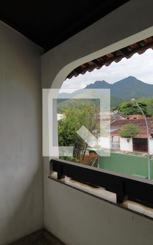 Casa à venda com 350m², 3 quartos e 3 vagasVaranda da suíte 1