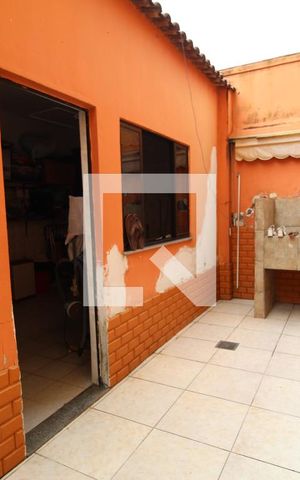 Casa à venda com 350m², 3 quartos e 3 vagasEdícula - Quarto, sauna, canil, área de serviço