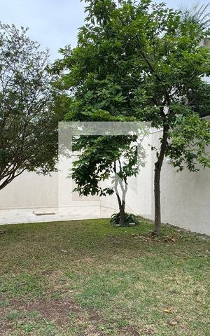 Casa de condomínio à venda com 400m², 4 quartos e 4 vagasJardim