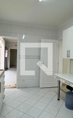 Casa de condomínio à venda com 400m², 4 quartos e 4 vagasCozinha 2