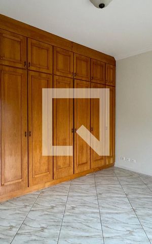 Casa de condomínio à venda com 400m², 4 quartos e 4 vagasSuíte 2