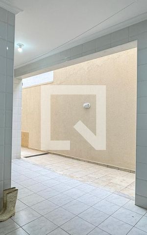 Casa de condomínio à venda com 400m², 4 quartos e 4 vagasÁrea de Serviço