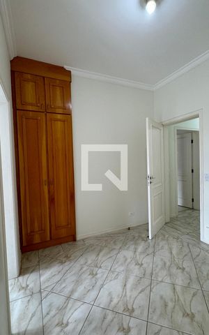 Casa de condomínio à venda com 400m², 4 quartos e 4 vagasSuíte 2