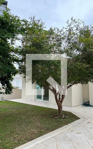 Casa de condomínio à venda com 400m², 4 quartos e 4 vagasJardim