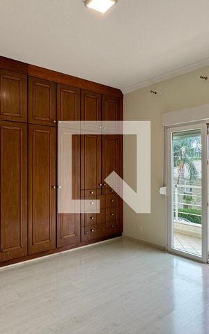 Casa de condomínio à venda com 400m², 4 quartos e 4 vagasSuíte 1