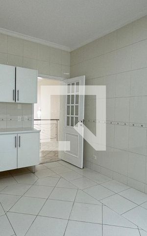 Casa de condomínio à venda com 400m², 4 quartos e 4 vagasCozinha 1