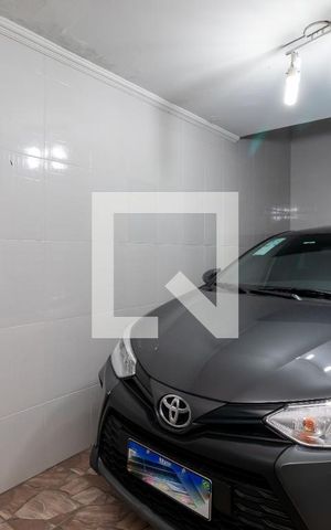 Casa à venda com 140m², 2 quartos e 2 vagasGaragem