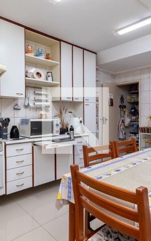 Casa à venda com 140m², 2 quartos e 2 vagasCozinha