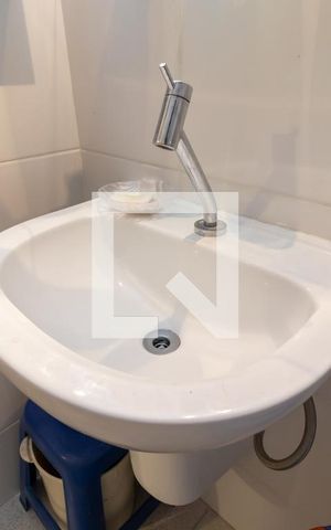 Casa à venda com 140m², 2 quartos e 2 vagasBanheiro 