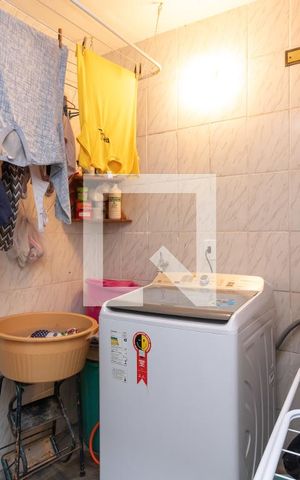 Casa à venda com 140m², 2 quartos e 2 vagasÁrea de Serviço