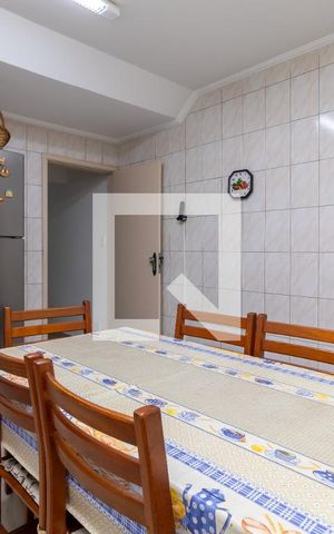 Casa à venda com 140m², 2 quartos e 2 vagasCozinha