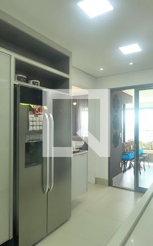 Apartamento para alugar com 153m², 3 quartos e 3 vagasCozinha