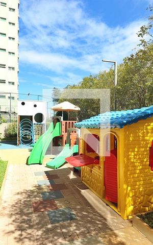 Apartamento para alugar com 153m², 3 quartos e 3 vagasÁrea comum - Playground