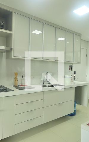 Apartamento para alugar com 153m², 3 quartos e 3 vagasCozinha