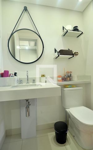 Apartamento para alugar com 153m², 3 quartos e 3 vagasSuíte 2 - Banheiro do Quarto 2